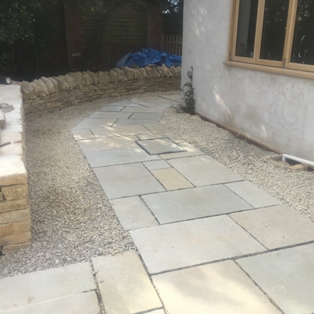 Walling and hard landscaping, Winchester