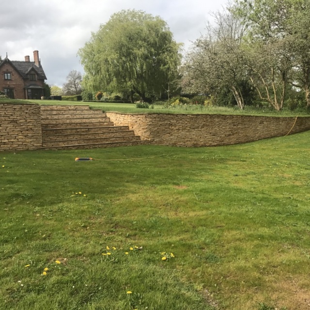 Dry Stone Wall – Hollow Meadow, Snitterfield, Stratford-Upon-Avon