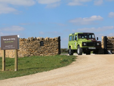 Cotswold Stone Dry Stone Wall, Oxfordshire