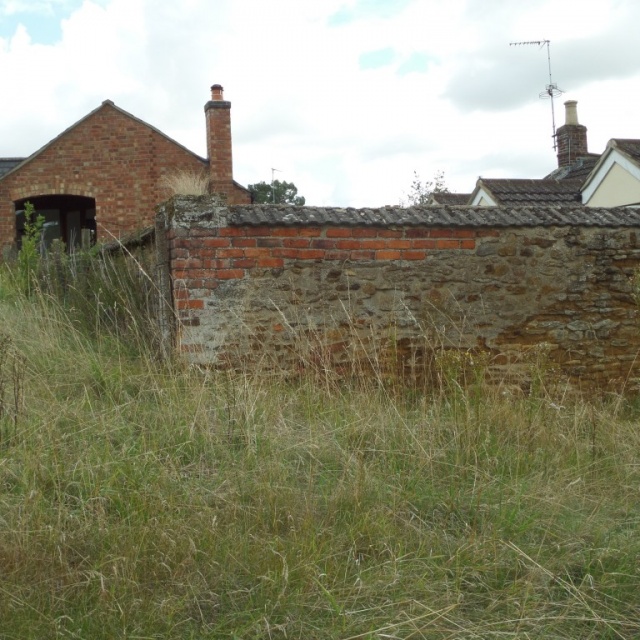 Ironstone wall replacement , Brixworth